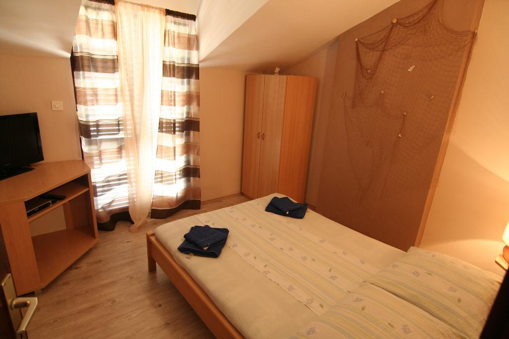 Apartments Marta Трогир Номер фото
