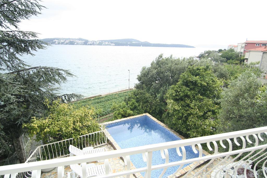 Apartments Marta Трогир Экстерьер фото