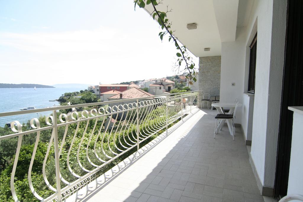 Apartments Marta Трогир Номер фото